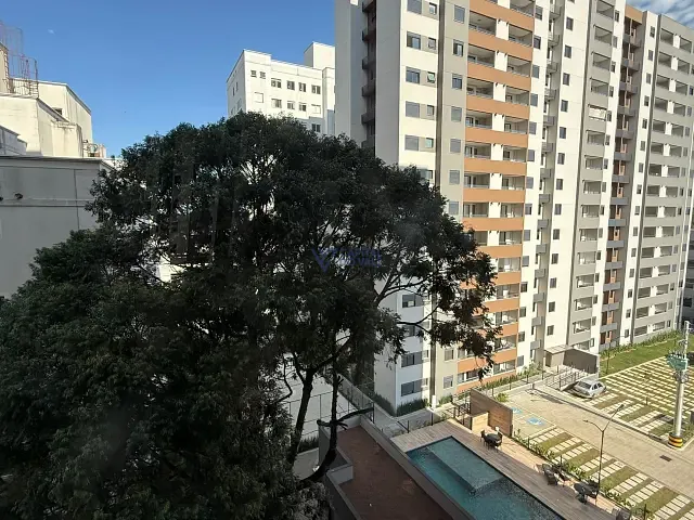Apartamento 2 quartos e 2 banheiros, para alugar, no bairro Jardim das Indústrias em São José dos Campos