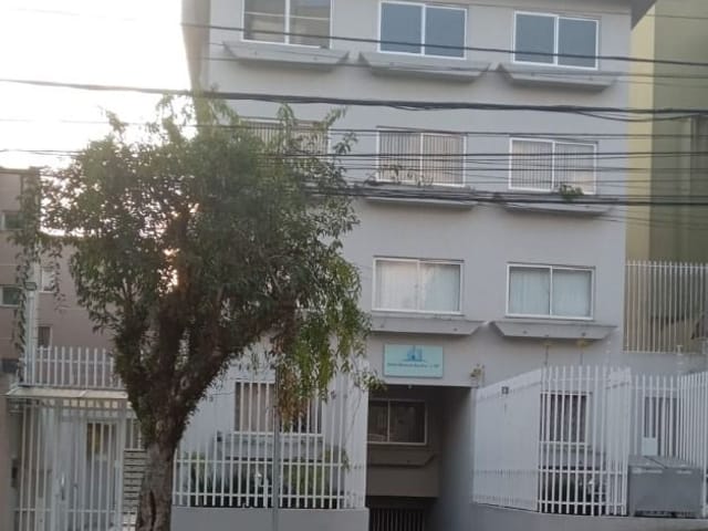 Apartamento 3 quartos e 3 banheiros, para alugar, no bairro Água Verde em Curitiba