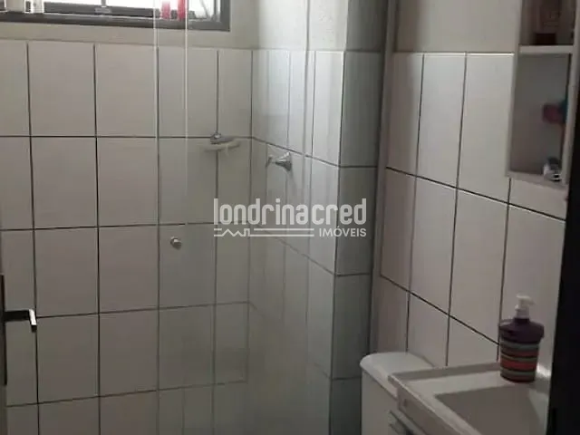 Apartamento 2 quartos e 2 banheiros, à venda, no bairro Jardim Ana Eliza em Cambé