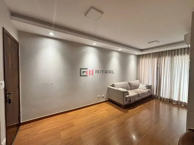 Apartamento com 130m² 3 quartos e 2 banheiros, à venda, no bairro Centro em Londrina