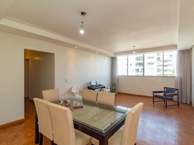 Foto do Apartamento - Apartamento para venda em Moema com 3 quartos, sendo 1 suíte , 116m² | Correteria Imóveis