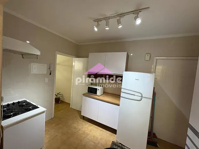 Apartamento 2 quartos e 2 banheiros, à venda, no bairro Sumaré em Caraguatatuba