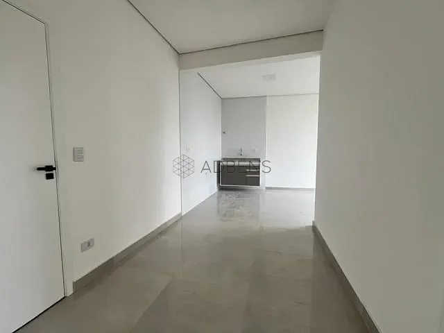 Apartamento 1 quarto e 1 banheiro, para alugar, no bairro República em São Paulo