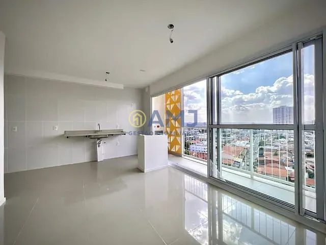 Apartamento com 81m² 3 quartos e 2 banheiros, à venda, no bairro Setor Coimbra em Goiânia