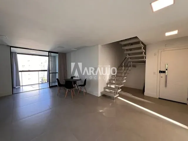 Apartamento 3 quartos e 1 banheiro, para alugar, no bairro Praia Brava de Itajaí em Itajaí