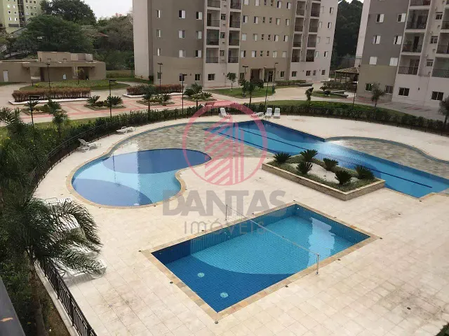 Apartamento com 57m² 2 quartos e 2 banheiros, à venda, no bairro Umuarama em Osasco