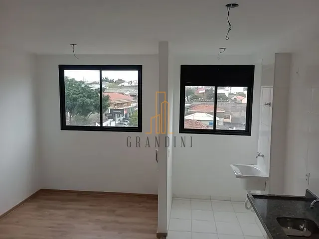 Apartamento 2 quartos e 1 banheiro, à venda, no bairro Santa Maria em Santo André