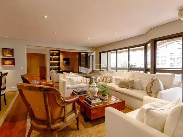 Apartamento com 190m² 4 quartos e 4 banheiros, à venda, no bairro Itaim Bibi em São Paulo
