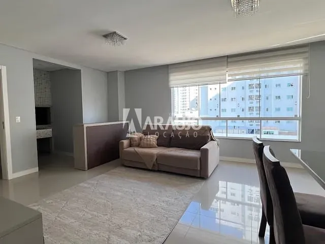 Apartamento com 140m² 2 quartos e 1 banheiro, para alugar, no bairro Pioneiros em Balneário Camboriú