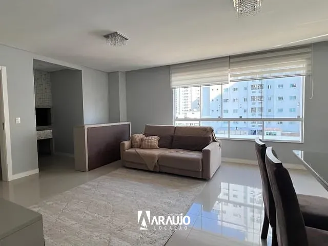 Apartamento com 140m² 2 quartos e 1 banheiro, para alugar, no bairro Pioneiros em Balneário Camboriú