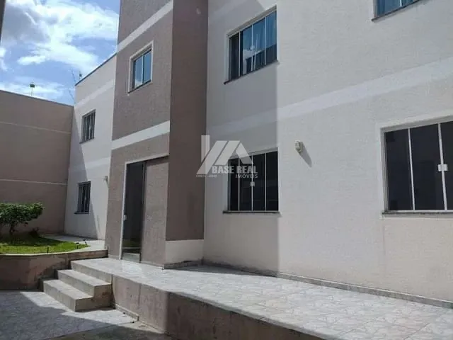Apartamento com 90m² 2 quartos e 1 banheiro, à venda, no bairro Uvaranas em Ponta Grossa