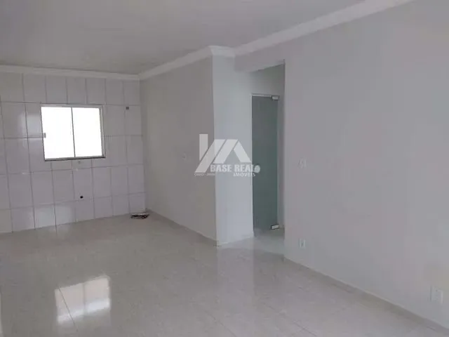 Apartamento com 90m² 2 quartos e 1 banheiro, à venda, no bairro Uvaranas em Ponta Grossa