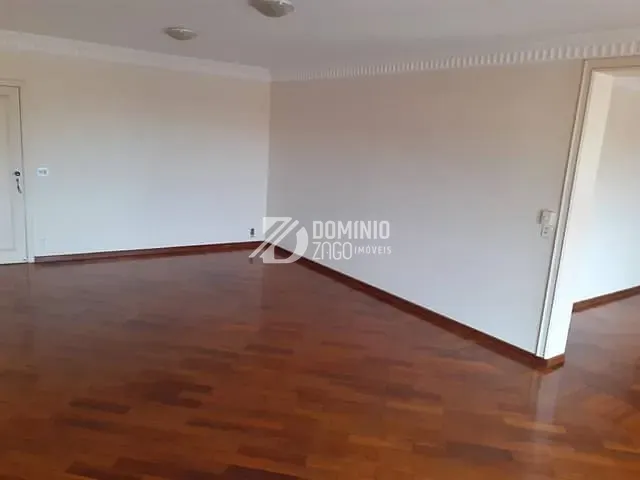 Apartamento com 268m² 3 quartos e 4 banheiros, à venda, no bairro Mercês em Uberaba
