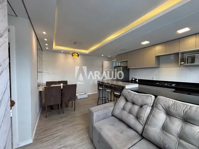 Apartamento 2 quartos e 1 banheiro, para alugar, no bairro Ressacada em Itajaí