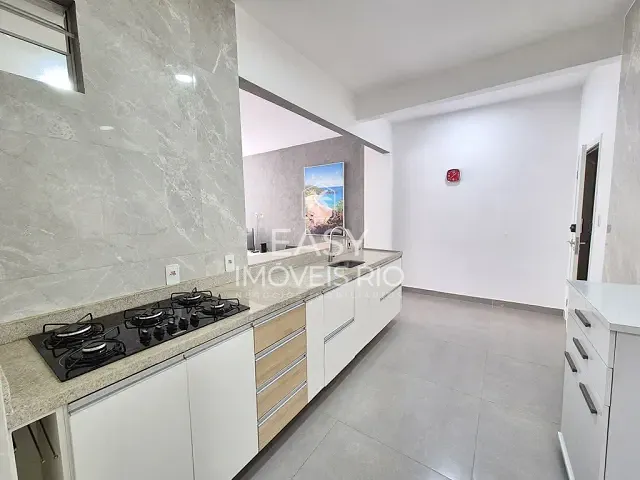 Apartamento com 115m² 3 quartos e 4 banheiros, à venda, no bairro Copacabana em Rio de Janeiro