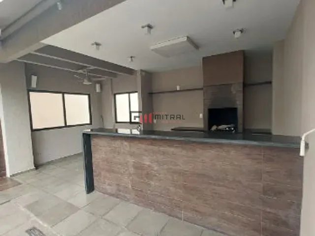 Apartamento 3 quartos e 5 banheiros, à venda, no bairro Centro em Londrina