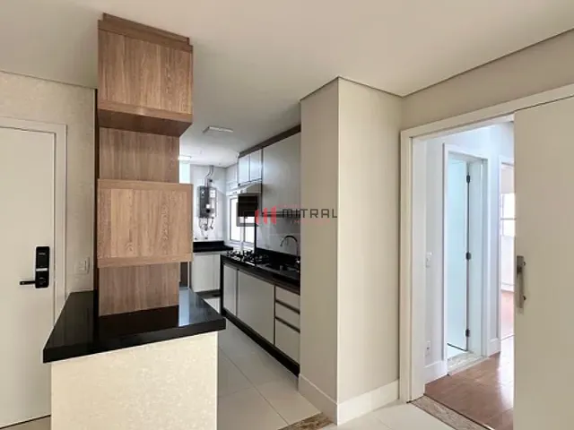 Apartamento 3 quartos e 2 banheiros, para alugar, no bairro Santa Rosa em Londrina