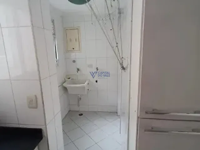 Apartamento 3 quartos e 2 banheiros, para alugar, no bairro Parque Residencial Aquarius em São José dos Campos