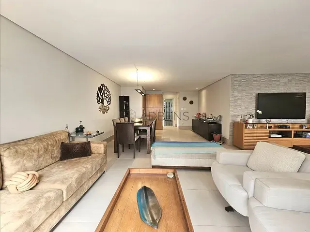 Apartamento 3 quartos e 4 banheiros, à venda, no bairro Itaim Bibi em São Paulo
