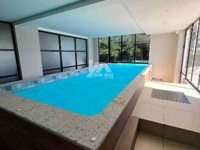 Apartamento com 186m² 3 quartos e 4 banheiros, à venda, no bairro Jardim Carvalho em PONTA GROSSA
