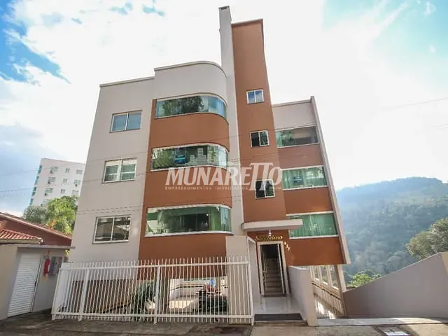 Apartamento com 130m² 2 quartos e 2 banheiros, à venda, no bairro Centro em Piratuba