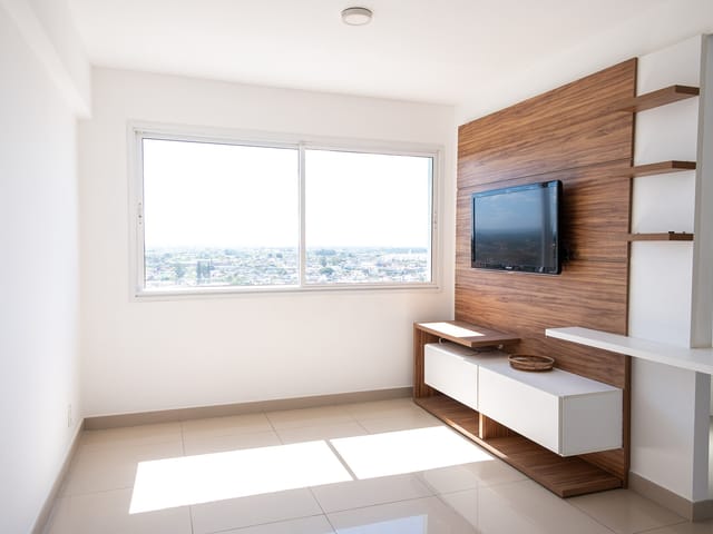 Apartamento com 74m² 3 quartos e 2 banheiros, à venda ou para alugar, no bairro Areal em Pelotas