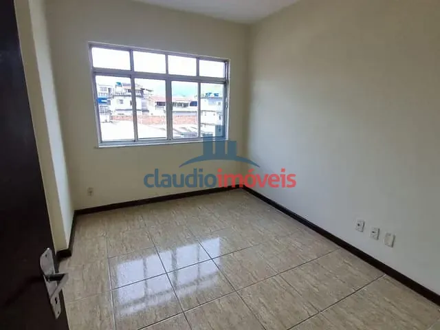 Apartamento 3 quartos e 2 banheiros, para alugar, no bairro Ano Bom em Barra Mansa