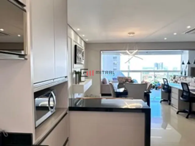 Apartamento 3 quartos e 5 banheiros, à venda, no bairro Gleba Fazenda Palhano em Londrina