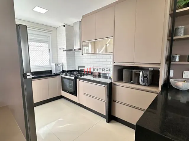 Apartamento 3 quartos e 5 banheiros, à venda, no bairro Gleba Fazenda Palhano em Londrina