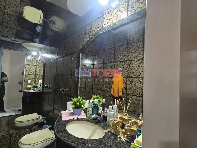 Apartamento 4 quartos e 3 banheiros, à venda, no bairro Alto Maron em Itabuna