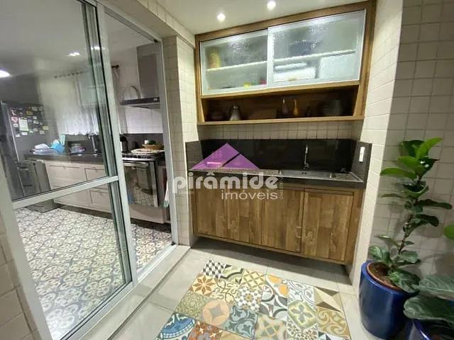Apartamento 3 quartos e 4 banheiros, à venda, no bairro Vila Ema em São José dos Campos