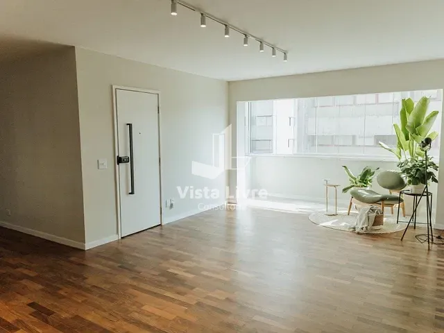 Apartamento com 163m² 3 quartos e 4 banheiros, à venda, no bairro Itaim Bibi em São Paulo