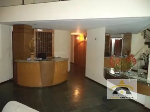 Apartamento 2 quartos e 1 banheiro, à venda, no bairro Champagnat em Curitiba