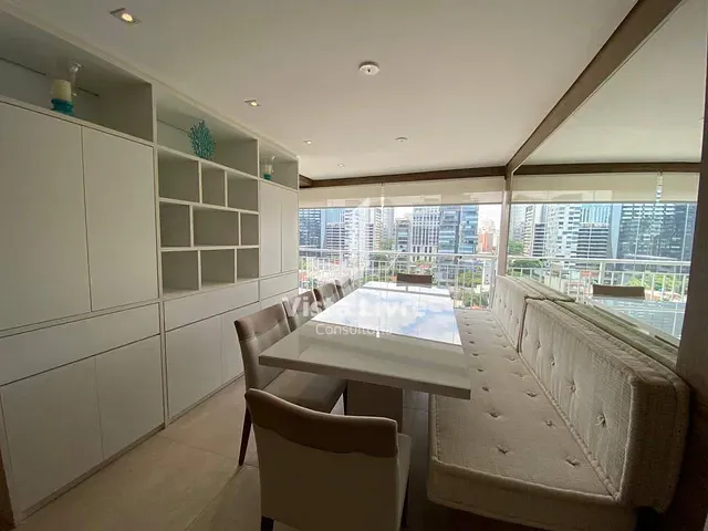 Apartamento com 80m² 2 quartos e 3 banheiros, à venda, no bairro Vila Nova Conceição em São Paulo