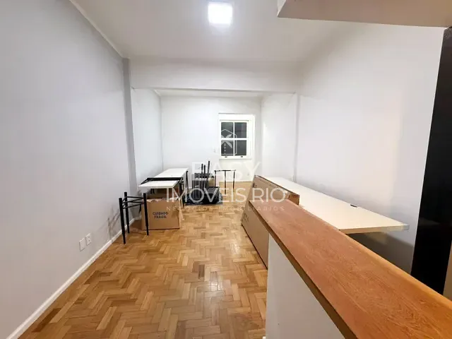 Apartamento com 41m², à venda, no bairro Catete em Rio de Janeiro