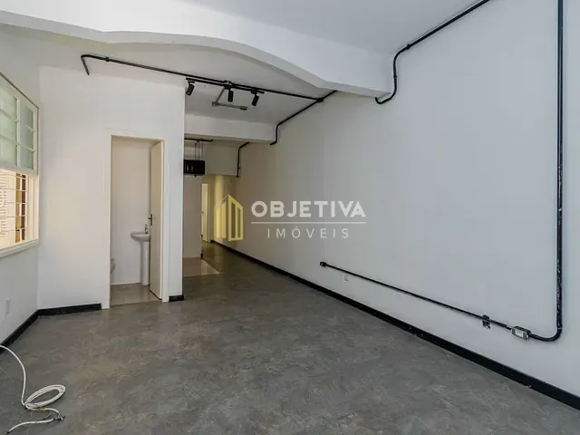 Apartamento com 66m² 2 quartos e 1 banheiro, à venda, no bairro Floresta em Porto Alegre
