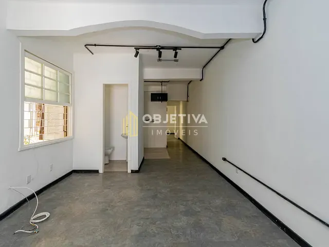 Apartamento com 66m² 2 quartos e 1 banheiro, à venda, no bairro Floresta em Porto Alegre