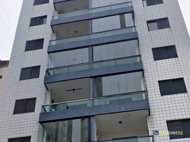 Apartamento com 56m² 1 quarto e 1 banheiro, à venda, no bairro Ocian em Praia Grande