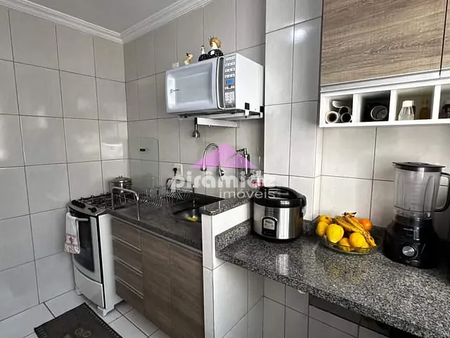 Apartamento 2 quartos e 1 banheiro, à venda, no bairro Floradas de São José em São José dos Campos