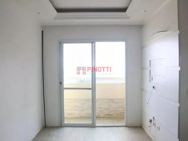 Apartamento 2 quartos e 1 banheiro, à venda, no bairro Dos Casa em São Bernardo do Campo