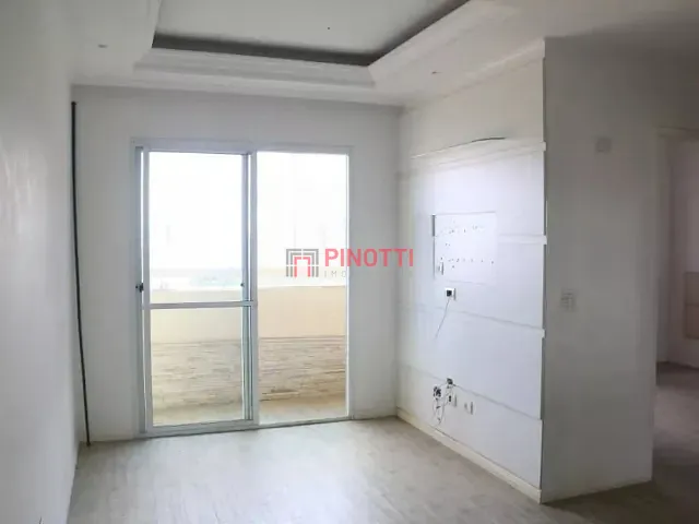 Apartamento 2 quartos e 1 banheiro, à venda, no bairro Dos Casa em São Bernardo do Campo