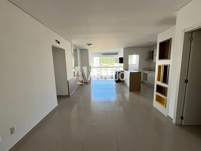 Apartamento 2 quartos e 4 banheiros, à venda, no bairro Centro em Itajaí