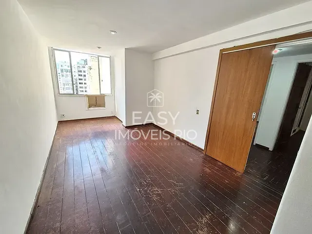 Apartamento com 91m² 3 quartos e 3 banheiros, à venda, no bairro Copacabana em Rio de Janeiro