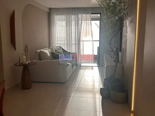 Apartamento 3 quartos e 2 banheiros, à venda, no bairro Nossa Senhora da Vitória em Ilhéus