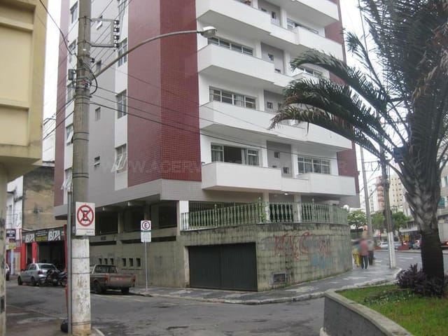 Apartamento com 330m² 3 quartos e 3 banheiros, à venda, no bairro Centro em Juiz de Fora