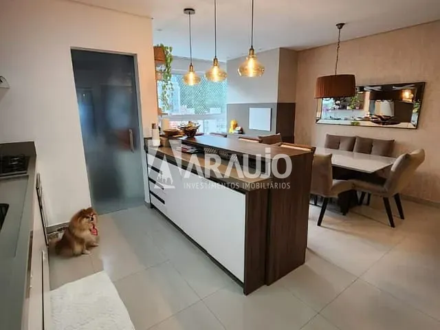 Apartamento com 102m² 2 quartos e 2 banheiros, à venda, no bairro Centro em Itajaí