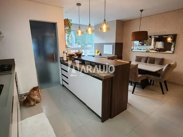 Apartamento com 102m² 2 quartos e 2 banheiros, à venda, no bairro Centro em Itajaí