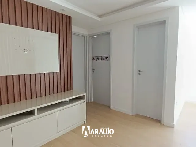 Apartamento 2 quartos e 1 banheiro, para alugar, no bairro Espinheiros em Itajaí