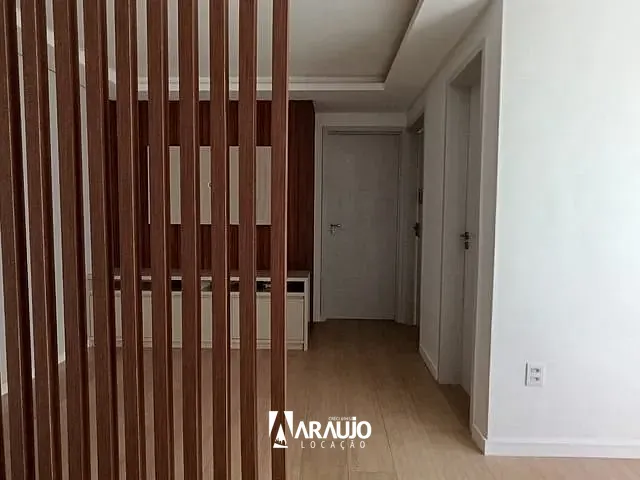 Apartamento 2 quartos e 1 banheiro, para alugar, no bairro Espinheiros em Itajaí
