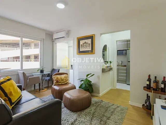 Apartamento 1 quarto e 1 banheiro, à venda, no bairro Santo Antônio em Porto Alegre